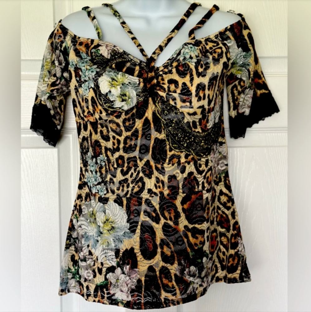 NWOT Venus Women's Leopard Print Top with Floral Accents